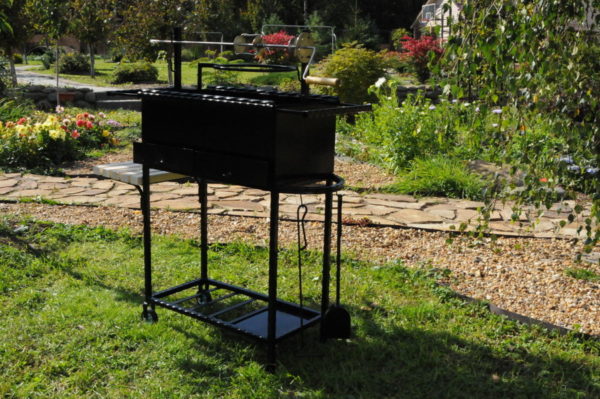 Мангал гостевой